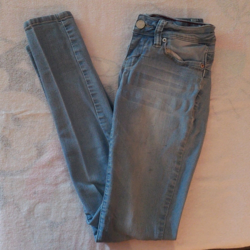 Size 3 blue skinny jeans